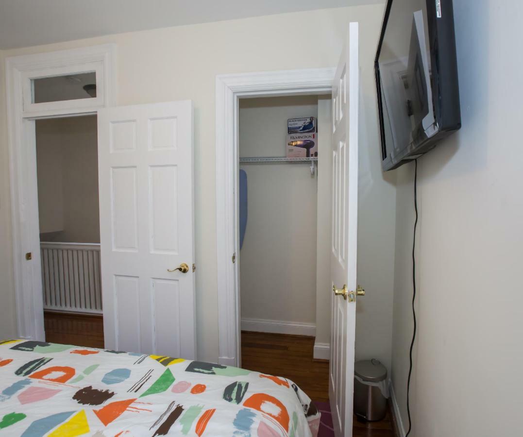 3-Min Walk To Petworth Metro Station ;10 Mins To Convention Center: Private Cozy And Quiet Bedroom And Bathroom วอชิงตัน ภายนอก รูปภาพ